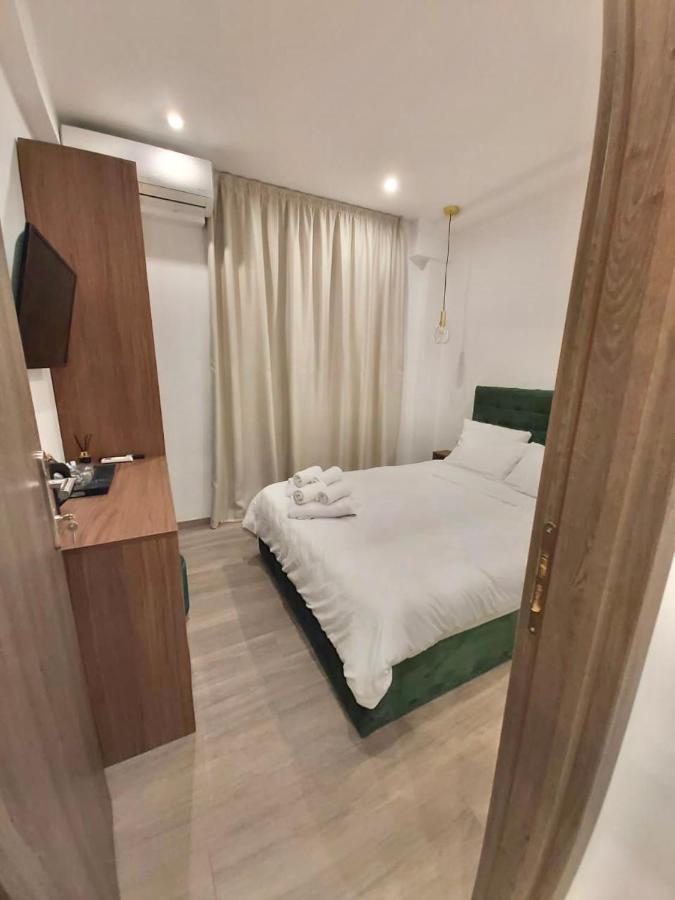 Real City Suites Syntagma Atenas Exterior foto