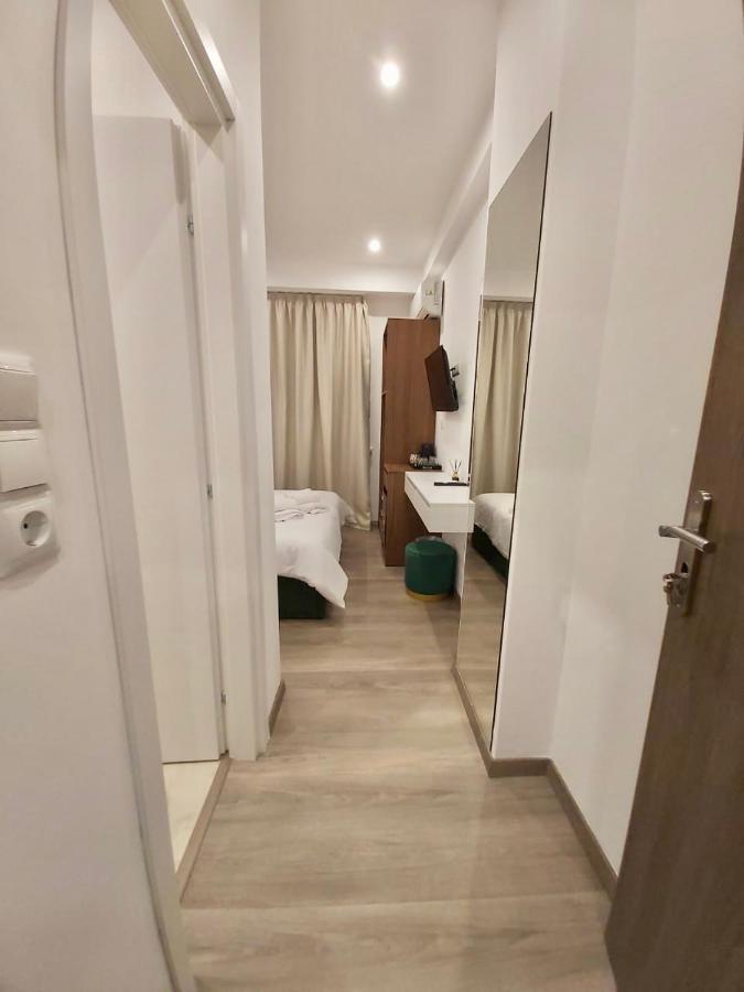 Real City Suites Syntagma Atenas Exterior foto