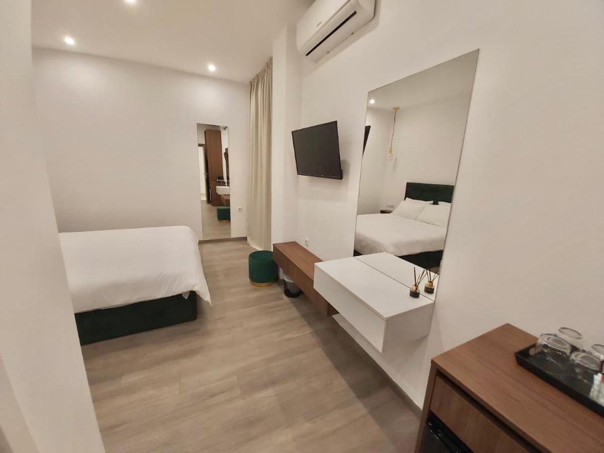 Real City Suites Syntagma Atenas Exterior foto